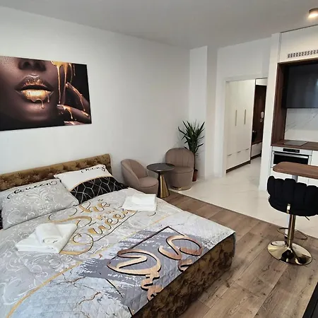 Apartman Naomi דירה Námestovo